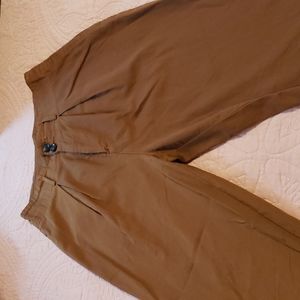 FREE PEOPLE - 2 BUTTON PLEATED BROWN PANTS SIZE 4